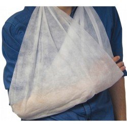 Chusta trójkątna włókninowa, A1 niejałowa